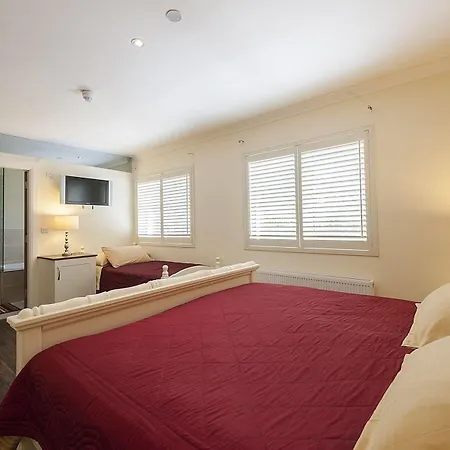 Sea Breeze Bed & Breakfast