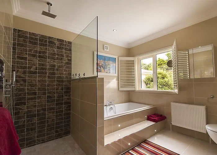 Sea Breeze Отель типа 