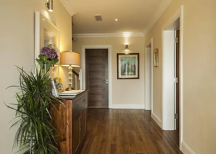 Sea Breeze Отель типа 