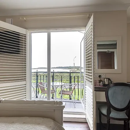 Sea Breeze 4*