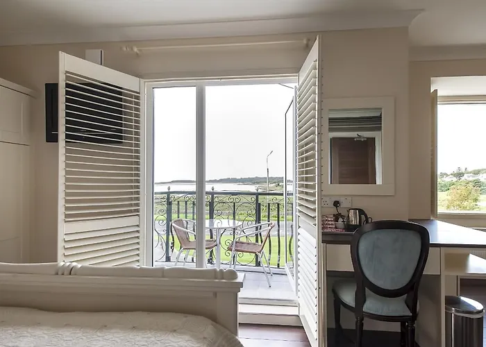 Sea Breeze 4*
